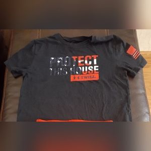 Under Armour youth large shirt